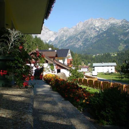 Schwarzenbacher Lungötz Buitenkant foto